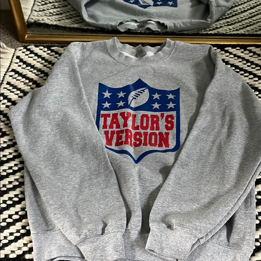Gildan Gray Crewneck Sweater Taylor's Version
